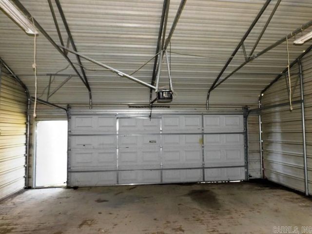 350 TRAM ESTATES Lane, Malvern, AR 72104