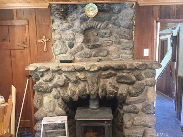 9112 Torrey Pines Road, Forest Falls, CA 92339