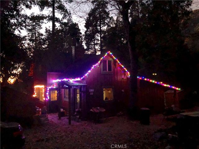 9112 Torrey Pines Road, Forest Falls, CA 92339