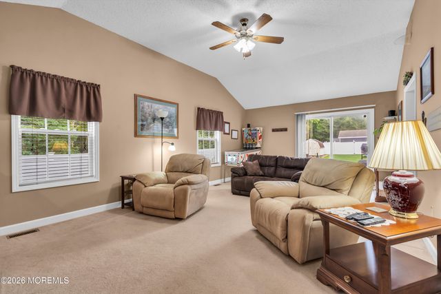143 Lakewood Avenue, Lanoka Harbor, NJ 08734