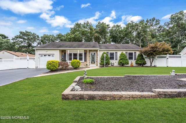 143 Lakewood Avenue, Lanoka Harbor, NJ 08734