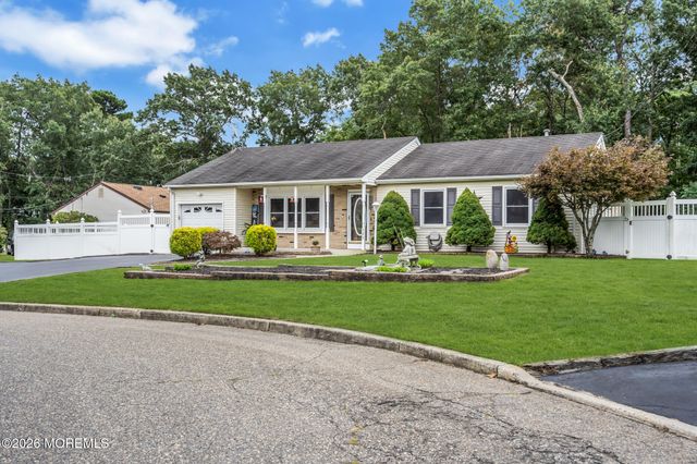 143 Lakewood Avenue, Lanoka Harbor, NJ 08734
