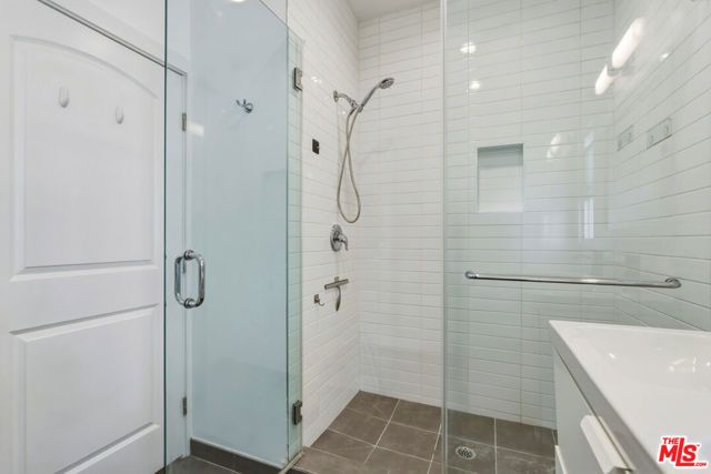 3429 Edgehill Drive 1, Los Angeles, CA 90018