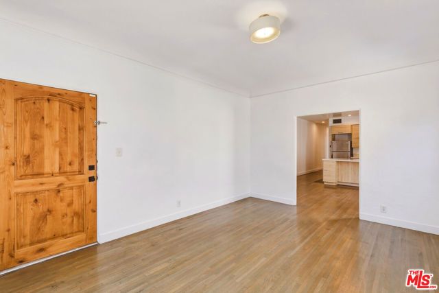 3429 Edgehill Drive 1, Los Angeles, CA 90018