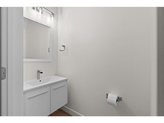 425 W 8th Street #22, New Richmond, WI 54017