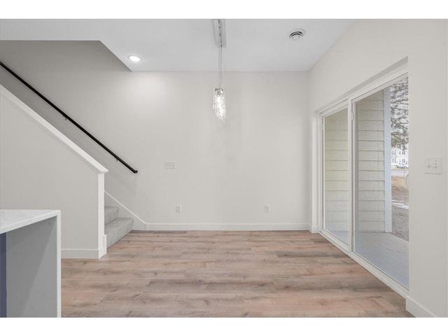 425 W 8th Street #22, New Richmond, WI 54017