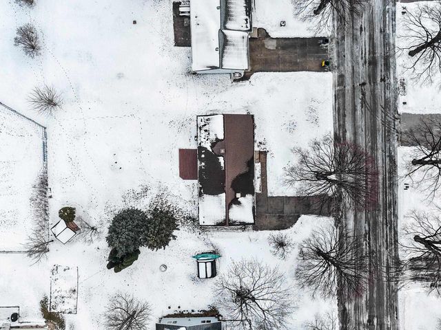 409 EASY STREET, Green Bay, WI 54311