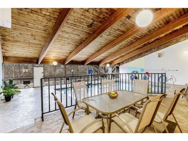 5140 W 102nd Street 304, Bloomington, MN 55437