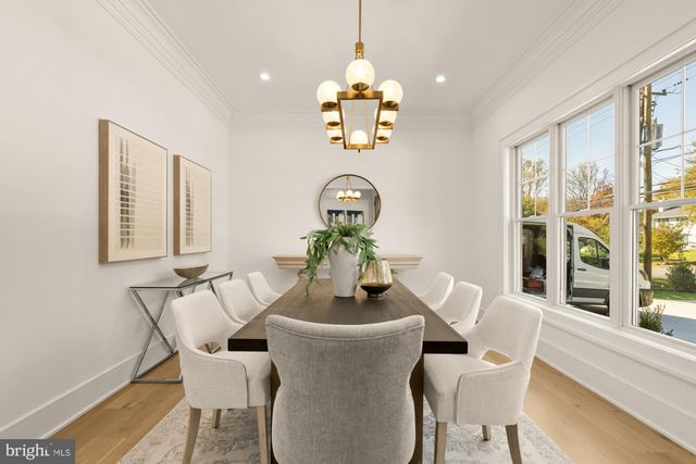 9105 SEVEN LOCKS RD, Bethesda, MD 20817