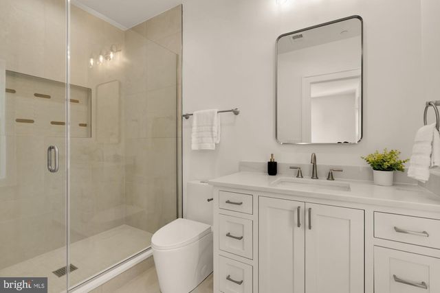 9105 SEVEN LOCKS RD, Bethesda, MD 20817