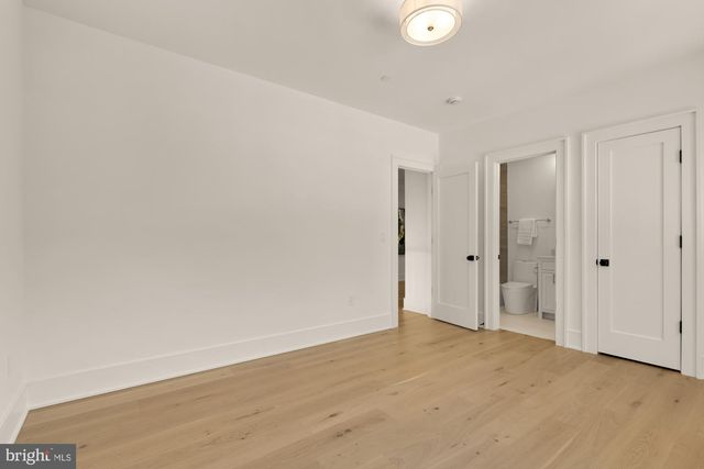 9105 SEVEN LOCKS RD, Bethesda, MD 20817