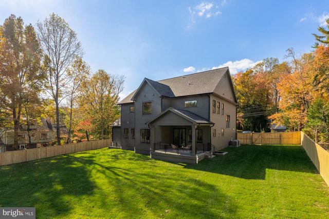 9105 SEVEN LOCKS RD, Bethesda, MD 20817