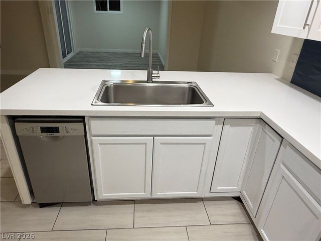 8916 Torcello Drive, Las Vegas, NV 89117