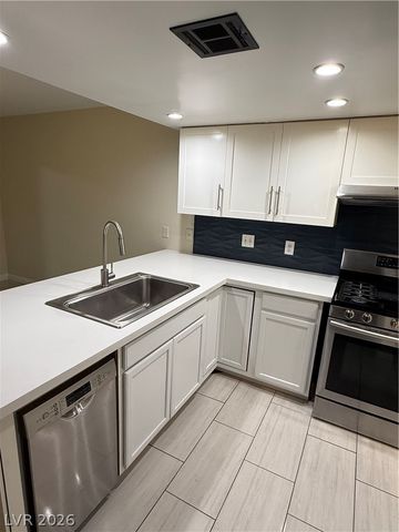 8916 Torcello Drive, Las Vegas, NV 89117