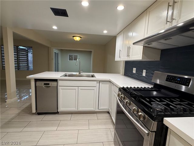 8916 Torcello Drive, Las Vegas, NV 89117