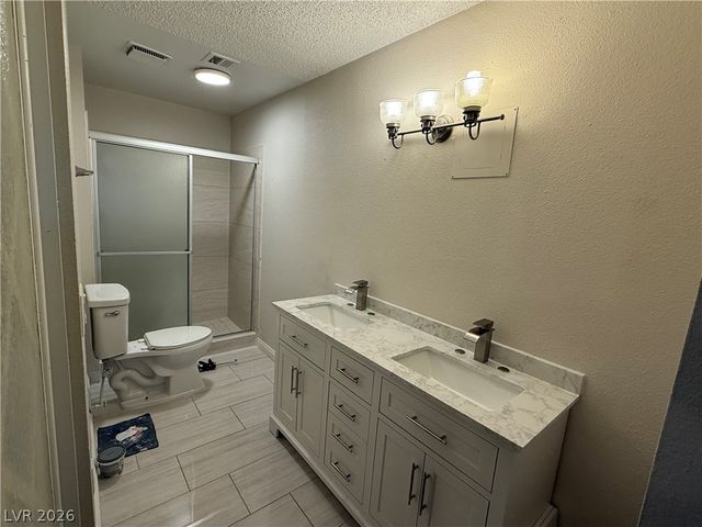 8916 Torcello Drive, Las Vegas, NV 89117