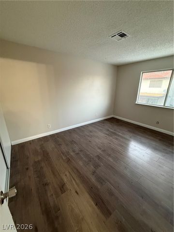 8916 Torcello Drive, Las Vegas, NV 89117