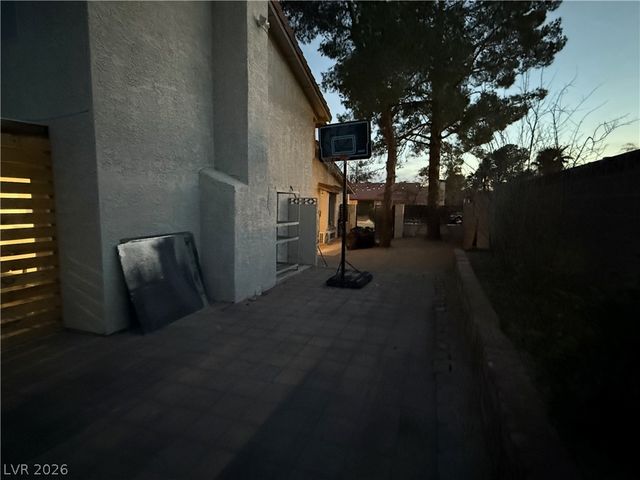 8916 Torcello Drive, Las Vegas, NV 89117