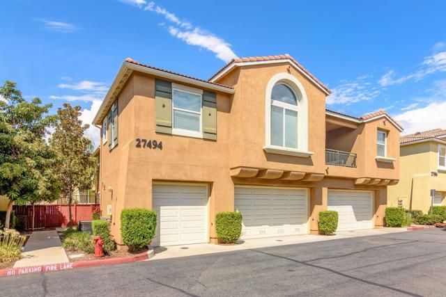 27494 Hazelhurst Street 2, Murrieta, CA 92562
