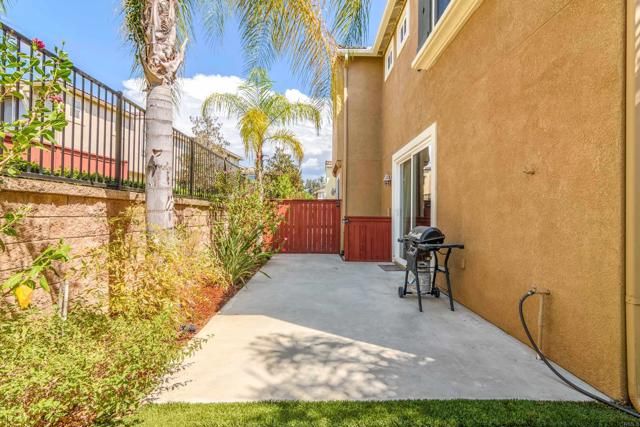 27494 Hazelhurst Street 2, Murrieta, CA 92562