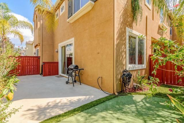27494 Hazelhurst Street 2, Murrieta, CA 92562