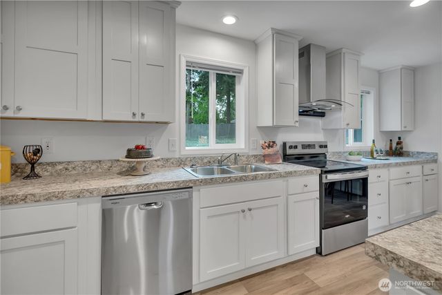 15801 85th Avenue E, Puyallup, WA 98375