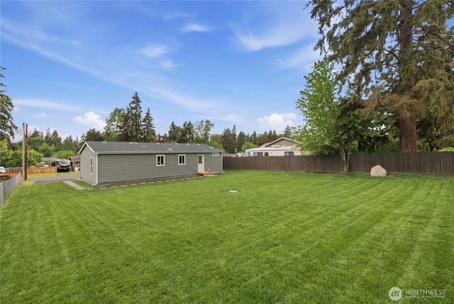 15801 85th Avenue E, Puyallup, WA 98375