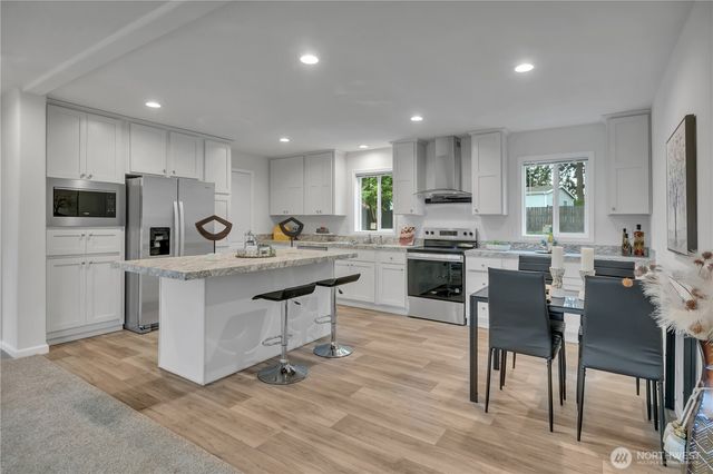 15801 85th Avenue E, Puyallup, WA 98375
