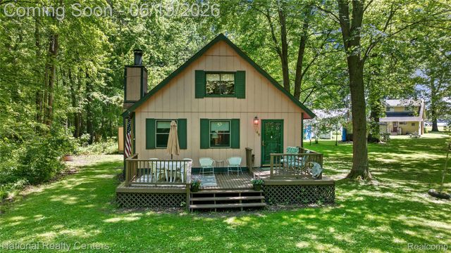 146 Algonac Road, Clay Township, MI 48001