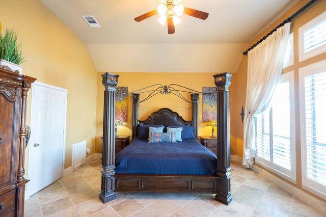 1012 Broad Bay Lane, League City, TX 77573