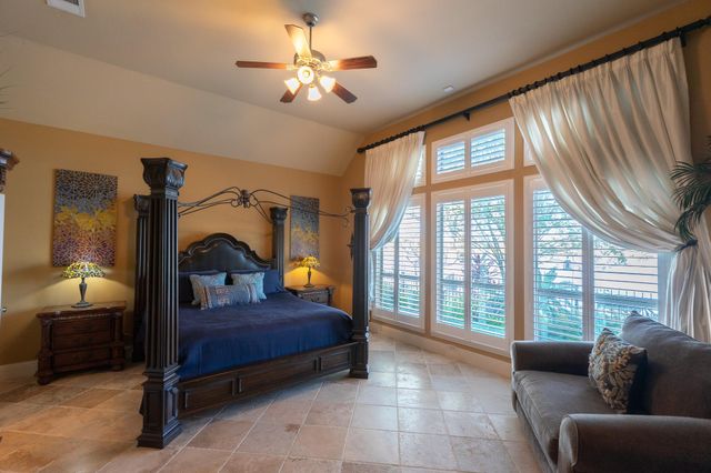 1012 Broad Bay Lane, League City, TX 77573