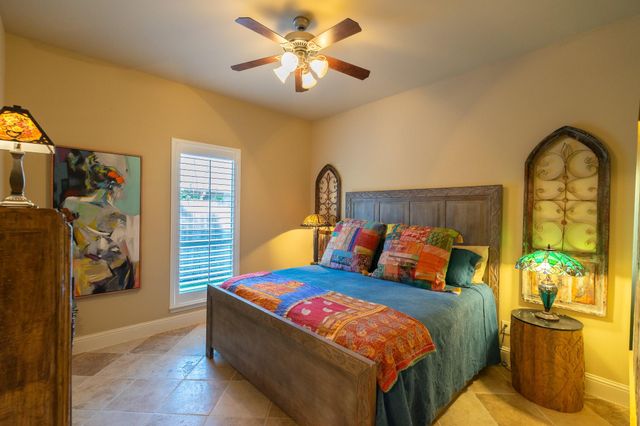 1012 Broad Bay Lane, League City, TX 77573