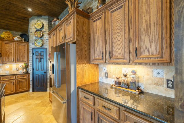 1012 Broad Bay Lane, League City, TX 77573