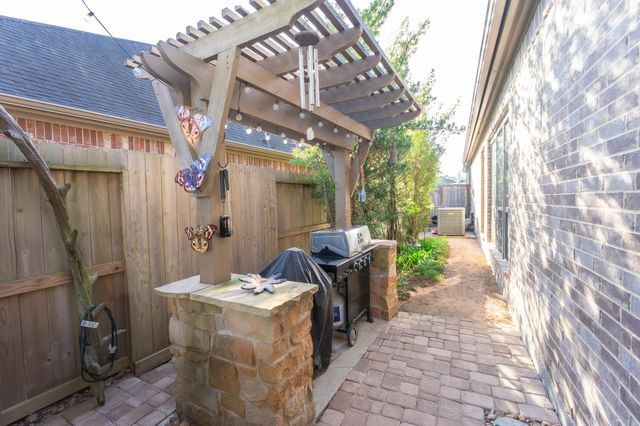 1012 Broad Bay Lane, League City, TX 77573