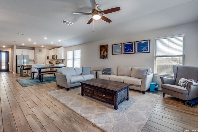 344 QUINTON BND, Cibolo, TX 78108