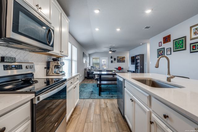 344 QUINTON BND, Cibolo, TX 78108