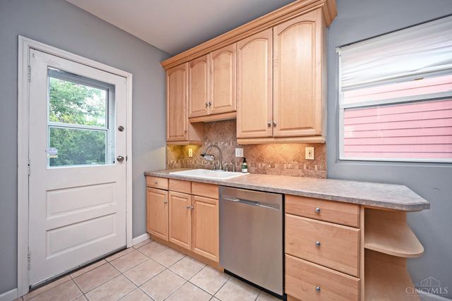 6434 Welton Street, Cincinnati, OH 45213