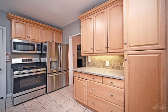 6434 Welton Street, Cincinnati, OH 45213