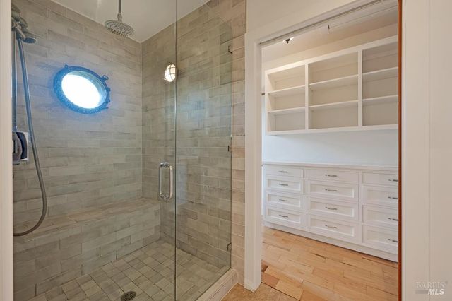 801 Samantha Ct, Healdsburg, CA 95448