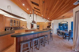 801 Samantha Ct, Healdsburg, CA 95448