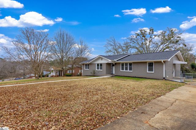 589 Andre Lane, Spartanburg, SC 29301