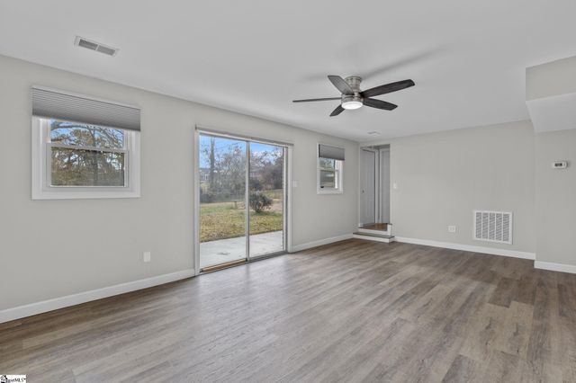 589 Andre Lane, Spartanburg, SC 29301