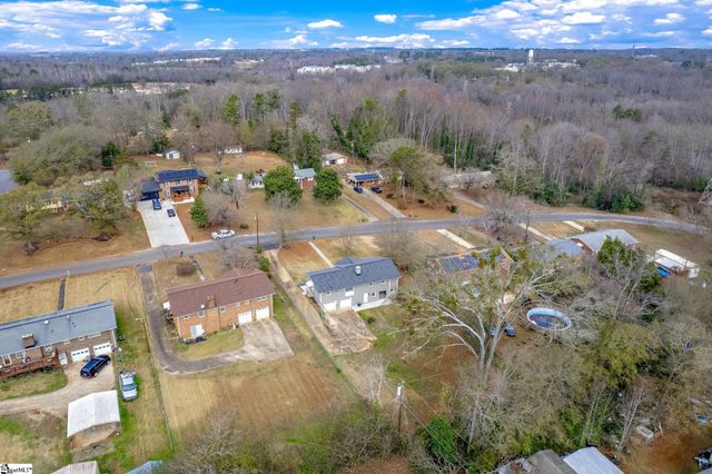 589 Andre Lane, Spartanburg, SC 29301