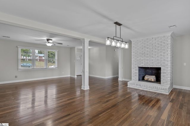 589 Andre Lane, Spartanburg, SC 29301