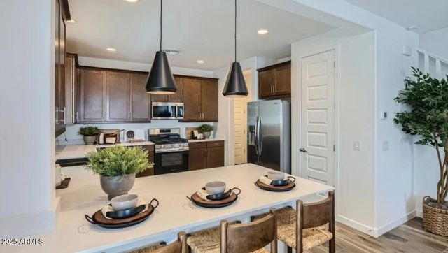 8302 E PETERSON Avenue, Mesa, AZ 85212