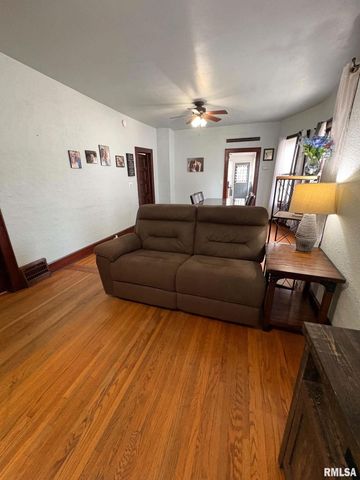 213 BELSLEY Street, South Pekin, IL 61563