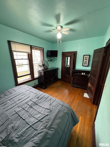 213 BELSLEY Street, South Pekin, IL 61563