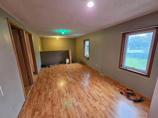 1061 1st Street N, Casselton, ND 58012