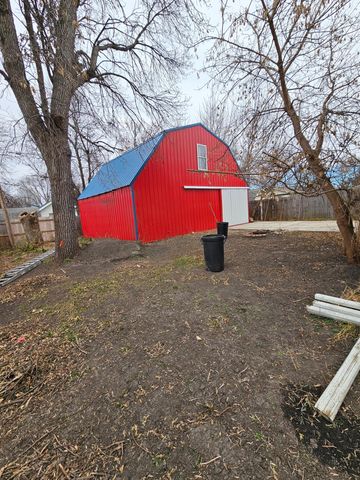 1061 1st Street N, Casselton, ND 58012