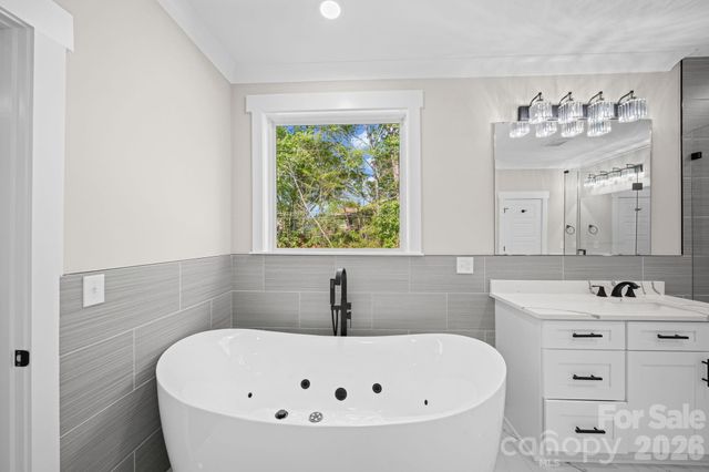 311 Hudson Drive, Harrisburg, NC 28075